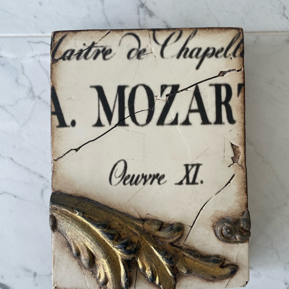 Retired Sid dickens tile - t-142 Mozart